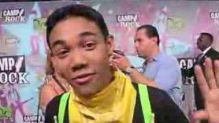 Roshon Fegan from CAMP ROCK Raps on the White Carpet [upl. by Nomyad86]