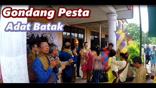 Pesta Adat Batak Toba Musik Taganing  Gondang Batak Uning Uningan [upl. by Kunkle]