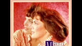 Mireille Mathieu Lenfant que je nai jamais eu 1988 [upl. by Coop]