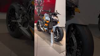 ducati streetfighter v4 QD TWIN Gunshot [upl. by Akemed]