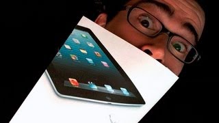 iPad 4 Unboxing amp Initial Impressions [upl. by Nygem326]