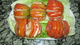 Cómo preparar unos tomates rellenos al hornoHow to make baked tomatoes [upl. by Nnylamme]