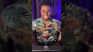 Coctel con base de ron grosellas y arce Cazador cocktail homebar drink bartender receta [upl. by Neehar]