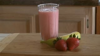 NonDairy BananaStrawberry Smoothie  Smoothies [upl. by Karolina238]