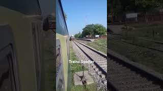 train locomotive railway pakistan pakrailway railroad ZCU20 Locomotive leading Train [upl. by Moe]