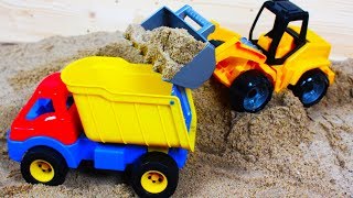 buntes Spielzeug im Sand Bagger Radlader Kipper Kurzfilm für Kinder [upl. by Goggin]