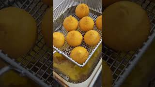 O segredo da coxinha perfeita 🤌🏻 shorts coxinha salgadosfritos receitas cozinhando fyp fy fy [upl. by Dnomad]