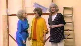 Golden Girls Betty White Bea Arthur Rue McClanahan Estelle Getty open Night of 100 Stars III 1990 [upl. by Arahk]