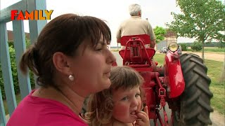 Familles en galère  quotidien difficile des agriculteurs [upl. by Retswerb]