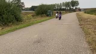 Gilera Runner FXR 180 Vs Zip SP98 Malossi MHR Speed 7T FlyBy [upl. by Mel211]