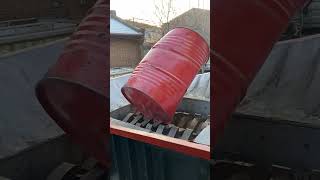 Shredding large oil drums Doubleshaft shredder Shredder manufacturer Shredder [upl. by Utir]