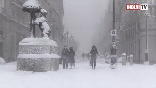 50 años después Madrid cubierta de blanco tras una nevada histórica  ¡HOLA TV [upl. by Selin]