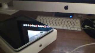 Apple iPad 32 GB Wifi First Boot Up Sync and Setup [upl. by Azenav]