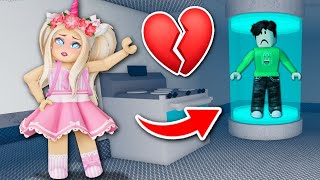 I BROKE UP With My BOYFRIEND In Flee The Facility Roblox [upl. by Franza]