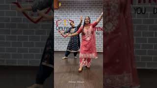 Medal  Chandraa Brar  Mixsingh  Dance  Ravinder Kaur amp Dalmeet Kaur  dreambhangra bhangra yt [upl. by Boyse399]