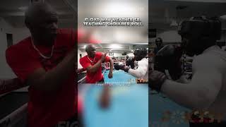 Floyd Mayweather Sr Teaching Shoulder Roll 📝🥊 shorts boxing boxingtraining floydmayweather [upl. by Bowers]