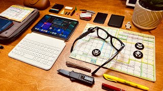 Minimalist AI Travel Tech  Ireland with a Bellroy Tokyo Folio [upl. by Sholom41]