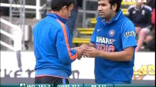 Rohit Sharma Injured  Extreme Reaction to the Pain [upl. by Yseulta717]