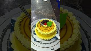 Butterscotch cake cake cakerecipe cakedecorating recipe shortsfeed yt viralvideo [upl. by Yeca615]