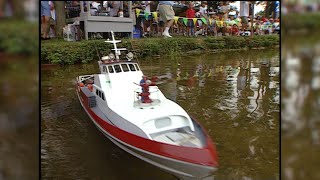 Model ship enthusiasts wowed Lake Redman crowd at 1998 regatta [upl. by Arocahs]