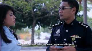 quotTraFFic CINTAquot  Ezzely amp Mas PreWedding Shortfilm [upl. by Ikkir177]