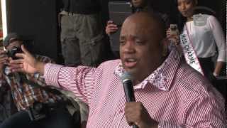 Bryan B  Mama Mi e Waarderi Yu Live at Bijlmer [upl. by Grearson702]