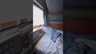 Waking up in Bedroom B on Amtrak 828 Empire Builder [upl. by Yelsel]