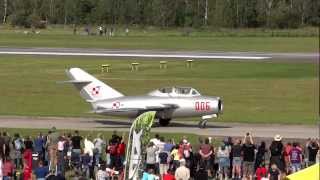 MIG15 UTI SB LIM2  display  air show CIAF 2012 [upl. by Otrepur417]