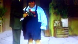 CHESPIRITO 1986  El Chavo  Los barquitos de papel  Parte 1 [upl. by Renner]