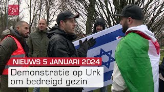 Demonstratie om weggepest gezin en man neergestoken in Almere  Dit is Flevoland [upl. by Herv]