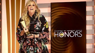 Trisha Yearwood Accepts ACM Icon of the Year Live from the 17th ACM Honors [upl. by Enelehcim]