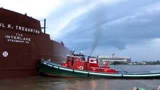 Paul R Tregurtha Aground in Duluth Sept 20 2014 [upl. by Dnomde]