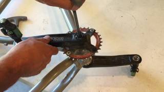 How to remove a mountain bike crank without crank puller tool xtype Race Face selfextracting [upl. by Heloise]