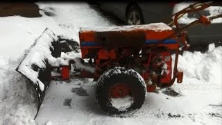 16HP Gravely 5865 Finally Running  with Plow Blade and steering brakes [upl. by Abba302]