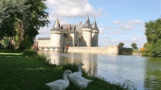 DES JARDINS DU GRAND COURTOISEAU AU CHÂTEAU DU LUDE [upl. by Ailaro240]