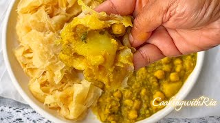 30 Minute Curry Chickpeas And Potatoes  Quick Tasty And Easy [upl. by Labana642]