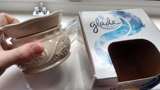 Inside a Glade electric wax melt warmer [upl. by Jesselyn]