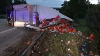 Sekundenschlaf Unfall auf der A99 [upl. by Cataldo]