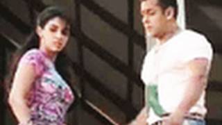 Ready Video Blog  Salman Khan amp Asin  Teaser 2 Bollywood Hungama Exclusive [upl. by Anilorak992]