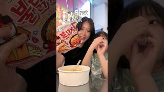 🇰🇷 Her First Buldak Ramyeon Expericnce korea koreanfoods buldak [upl. by Analed]