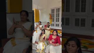 Ambalapuzha Unni kannondu nee  Sitting choreography  Onam [upl. by Gaile]