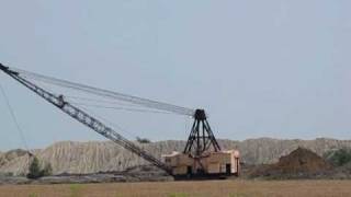 Marion 7400 Walking Dragline [upl. by Kho274]