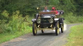 Driving a 100 yearold steam car [upl. by Burrow]