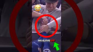 THIS BASEBALL FAN TAKES THE BALL OUT OF THE PLAYERS HANDS 😱 sports baseball baseballhighlights [upl. by Aihsetel]