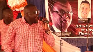 Lubanga na an apwoyi by Romeo Odongo at High Voltage Conference [upl. by Ttayw]