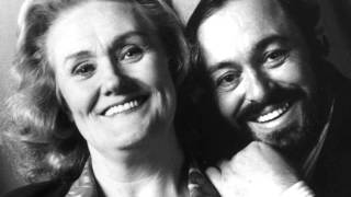 Dame Joan Sutherland amp Luciano Pavarotti Parigi o cara La Traviata [upl. by Henriques]