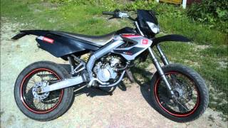 DERBI SENDA 50 VS YAMAHA DT 50 [upl. by Rollie]