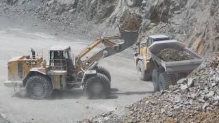 Caterpillar 988H and Dump Truck Caterpillar and Komatsu in action in the quarry [upl. by Eoz]