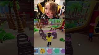 EXPLODiNG NiKO in ROBLOX Dad amp Niko explore Pirate Island in roblox and try out ROOTBEER BOMBS [upl. by Zandt824]