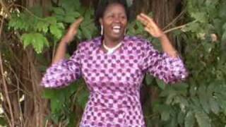 Gikeno kinene  Liz Kamau [upl. by Regnig]